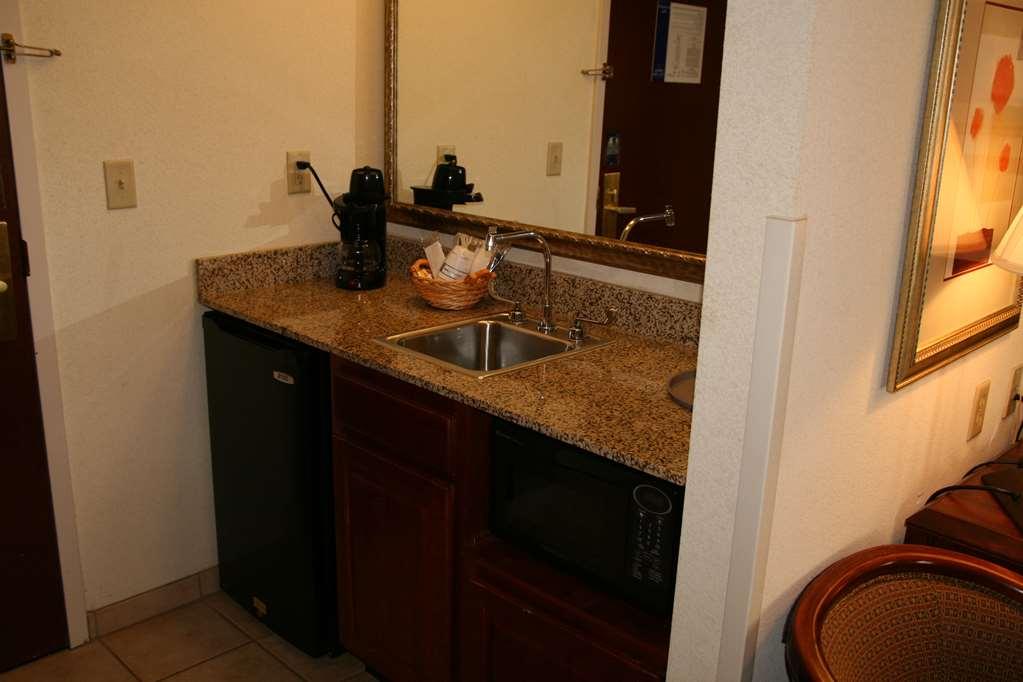 Hampton Inn & Suites San Marcos Quarto foto